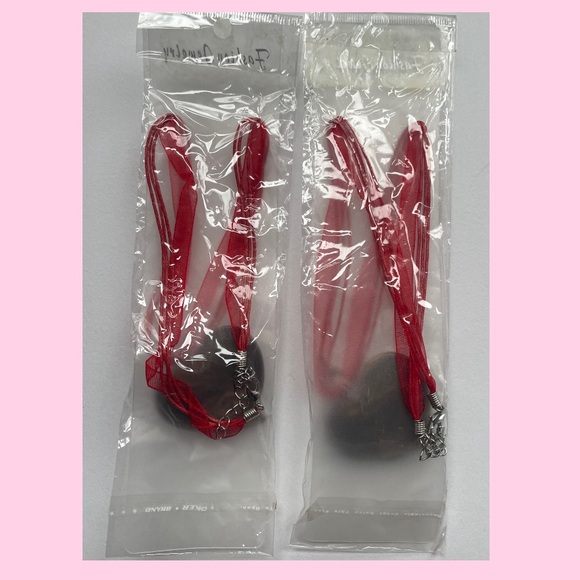 Y2k Glass Heart Pendant Murano style Necklaces
2pcs Ribbon Necklace - Picture 5 of 5